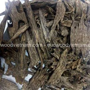 Wild Oud Wood Agarwood Chips | Kien Rung A | Grade A+